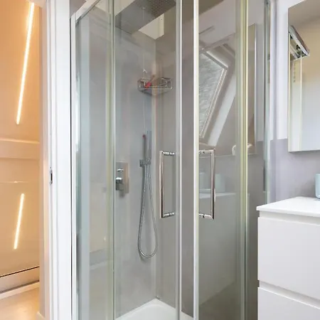 Διαμέρισμα Castello Ripa Μπαβένο